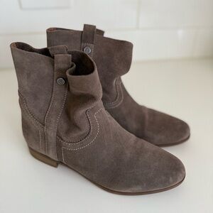 Frye & Co Taupe Suede Slouch Ankle Boots Women 8.5 Western Minimalist Chic